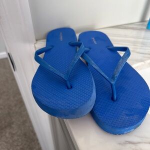 Old Navy Blue Flip Flops
